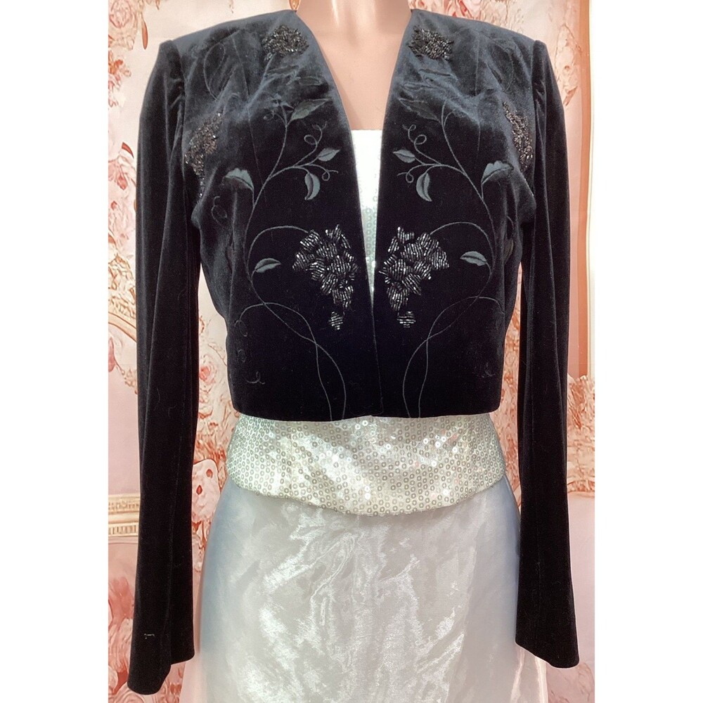 Adrianna Papell Occasions  Black Velvet Cropped Beaded Embroidered Jacket Size 8